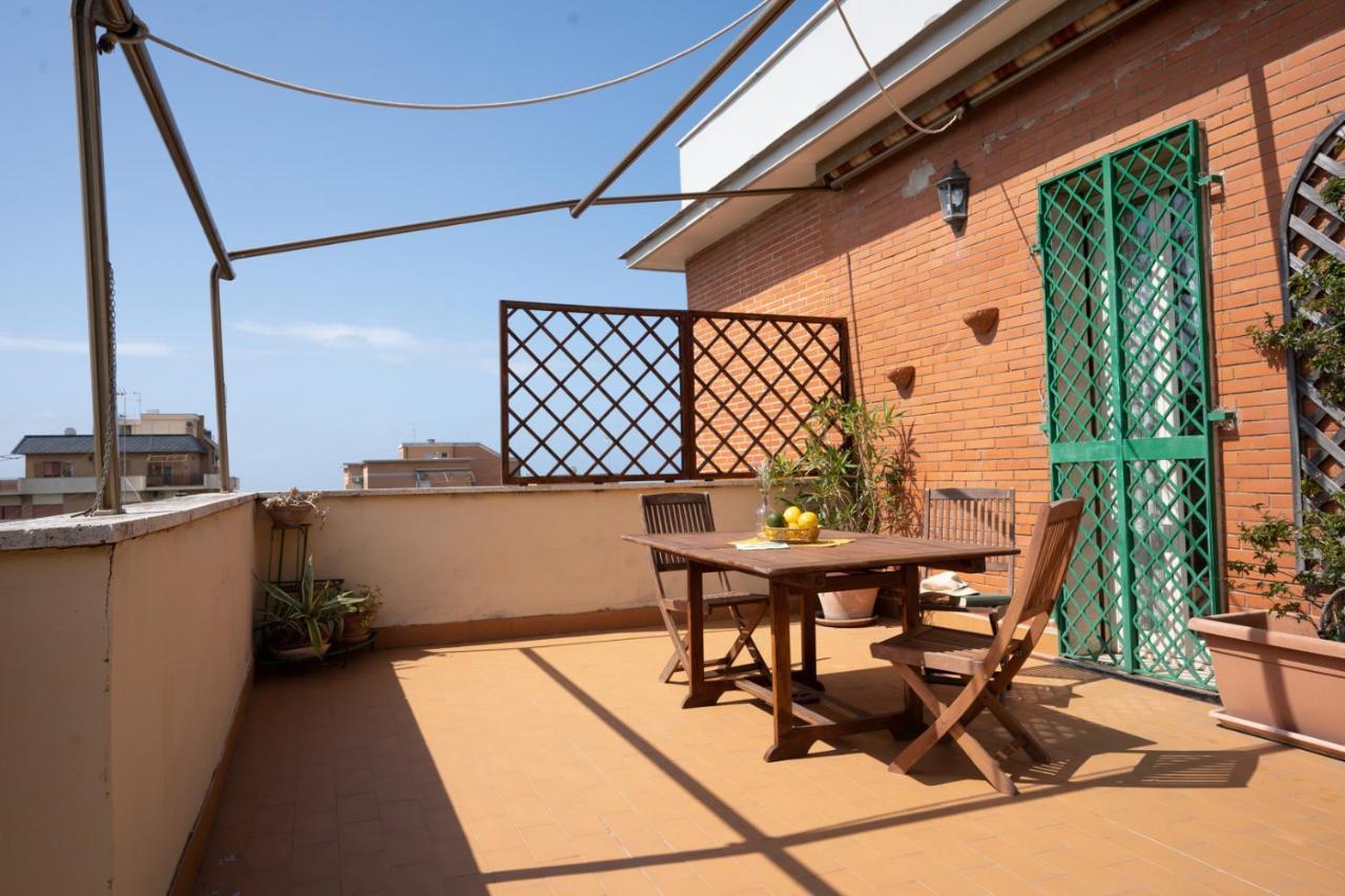 Attico Triremi Apartment Lido di Ostia Ngoại thất bức ảnh