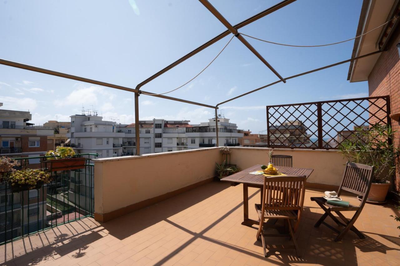 Attico Triremi Apartment Lido di Ostia Ngoại thất bức ảnh